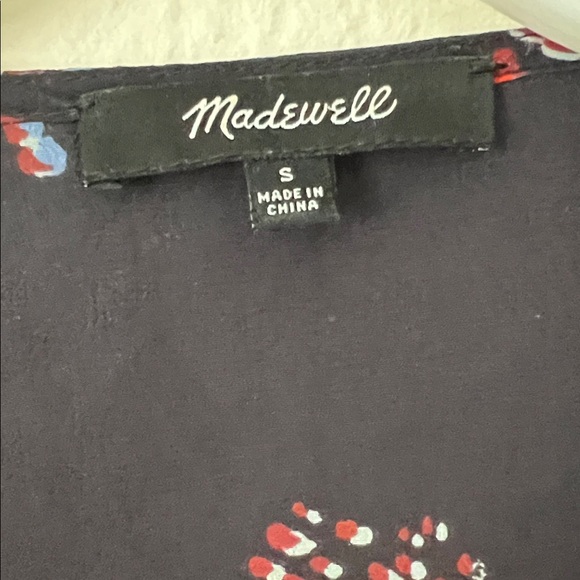 Madewell Women's Silk Smocked Sleeve Floral Wrap Top Size S - Picture 4 of 14